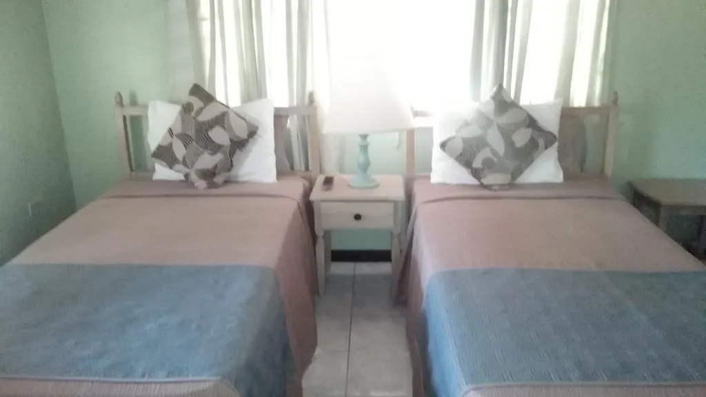 Hotel Silver Creek Resort Runaway Bay