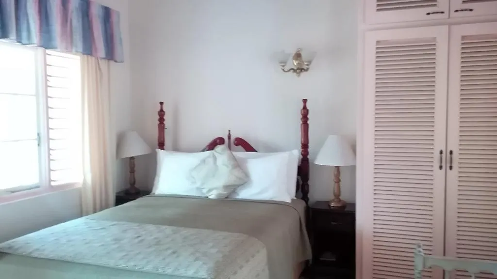Silver Creek Resort Runaway Bay Hotel