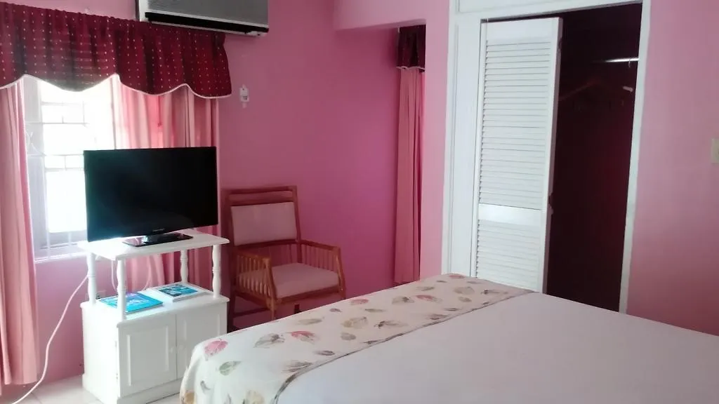 Silver Creek Resort Runaway Bay Hotel