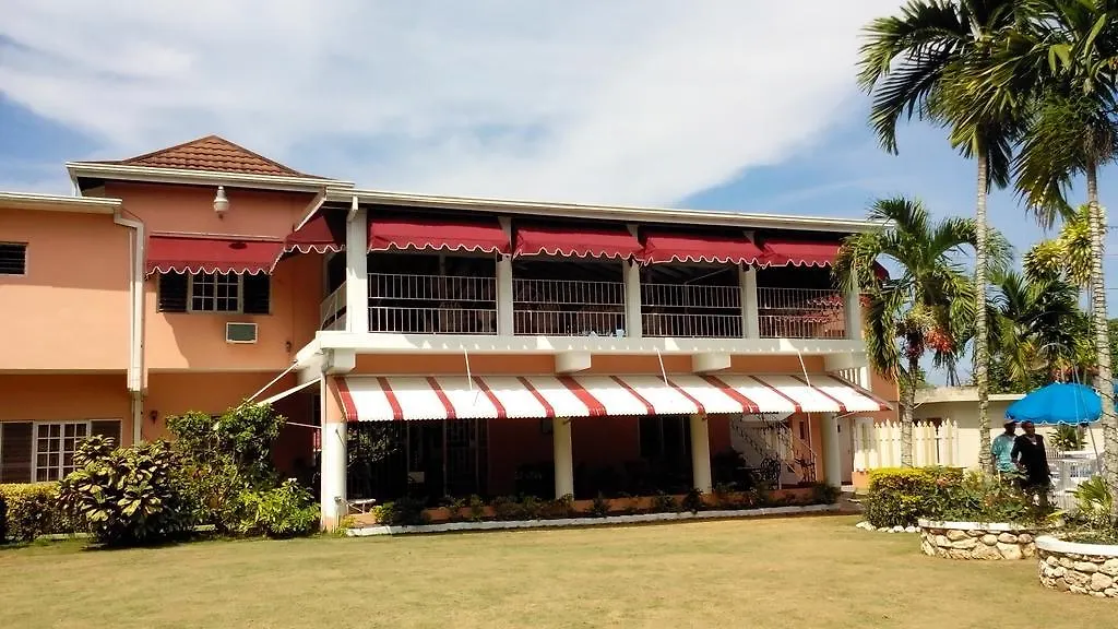 Silver Creek Resort Runaway Bay Jamaica