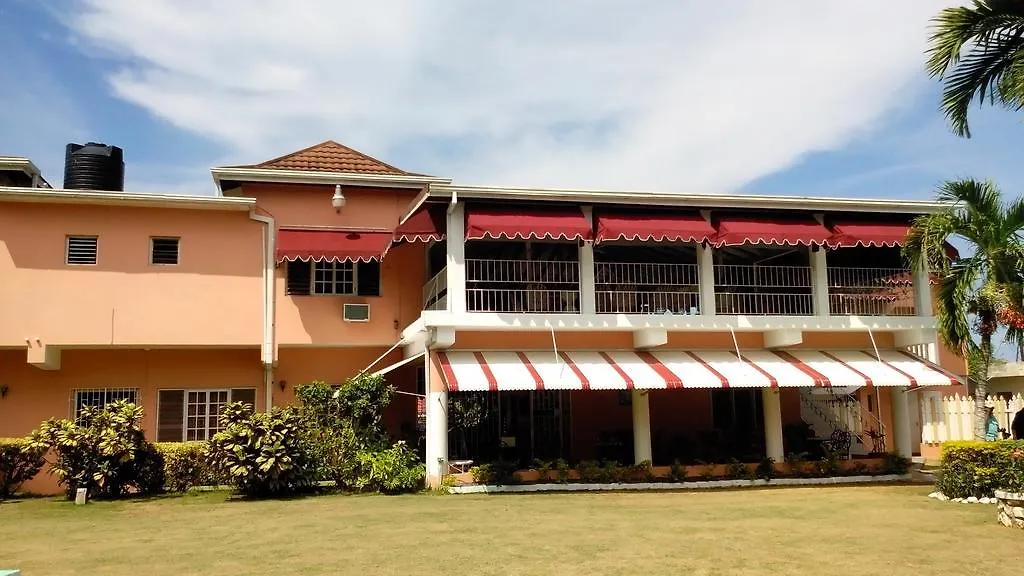 Silver Creek Resort Runaway Bay Hotel