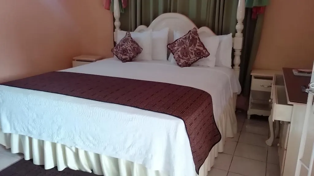 Hotel Silver Creek Resort Runaway Bay