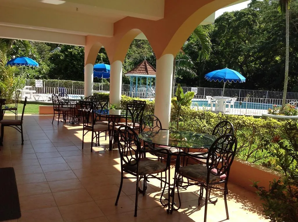 Silver Creek Resort Runaway Bay Hotel