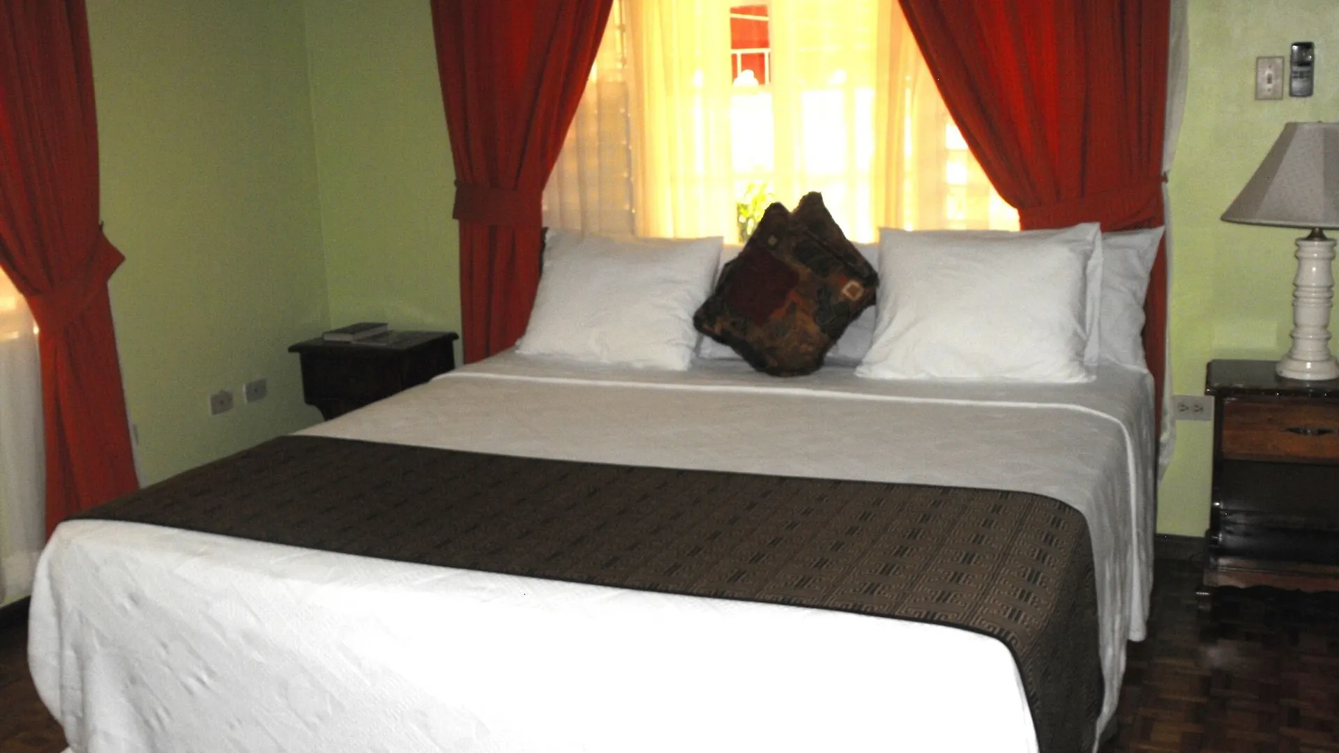 Silver Creek Resort Runaway Bay 3*,  Jamaica